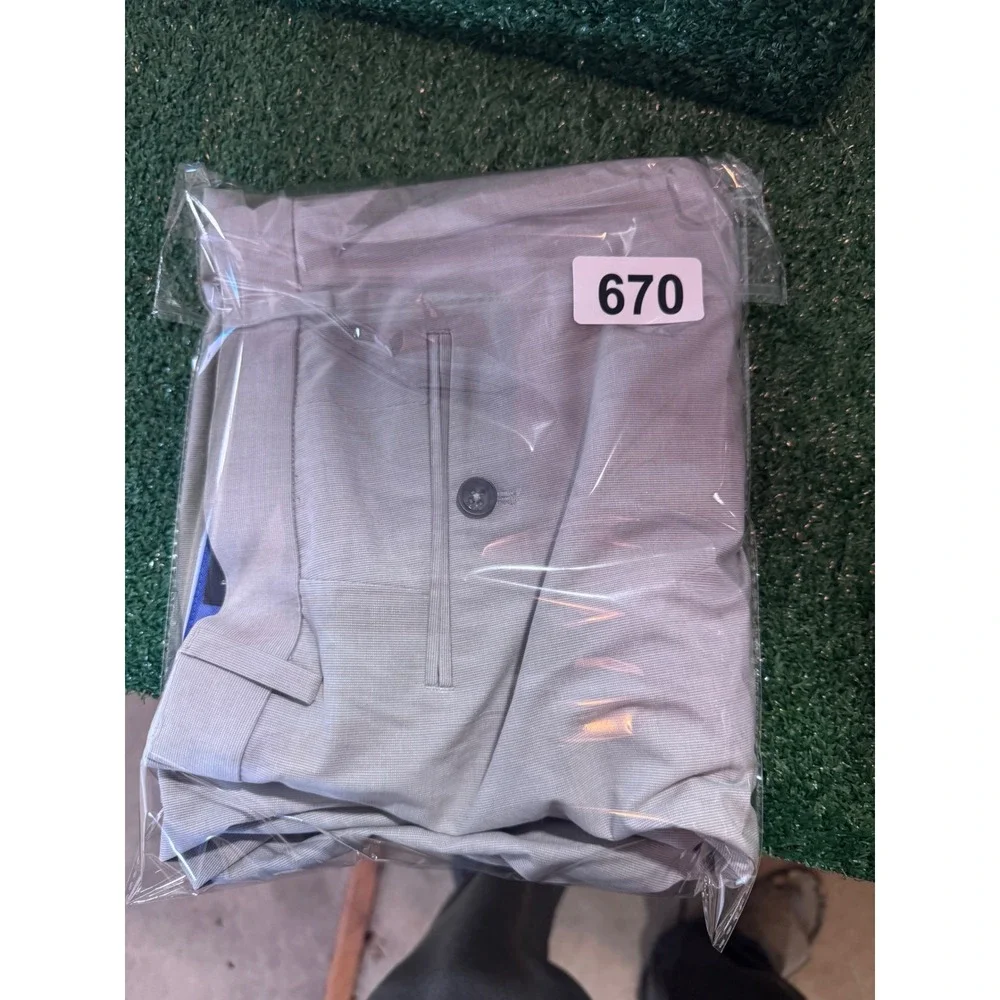 Banana Republic Classic Fit Light Gray Dress Pants‎ Men's Size 34x34